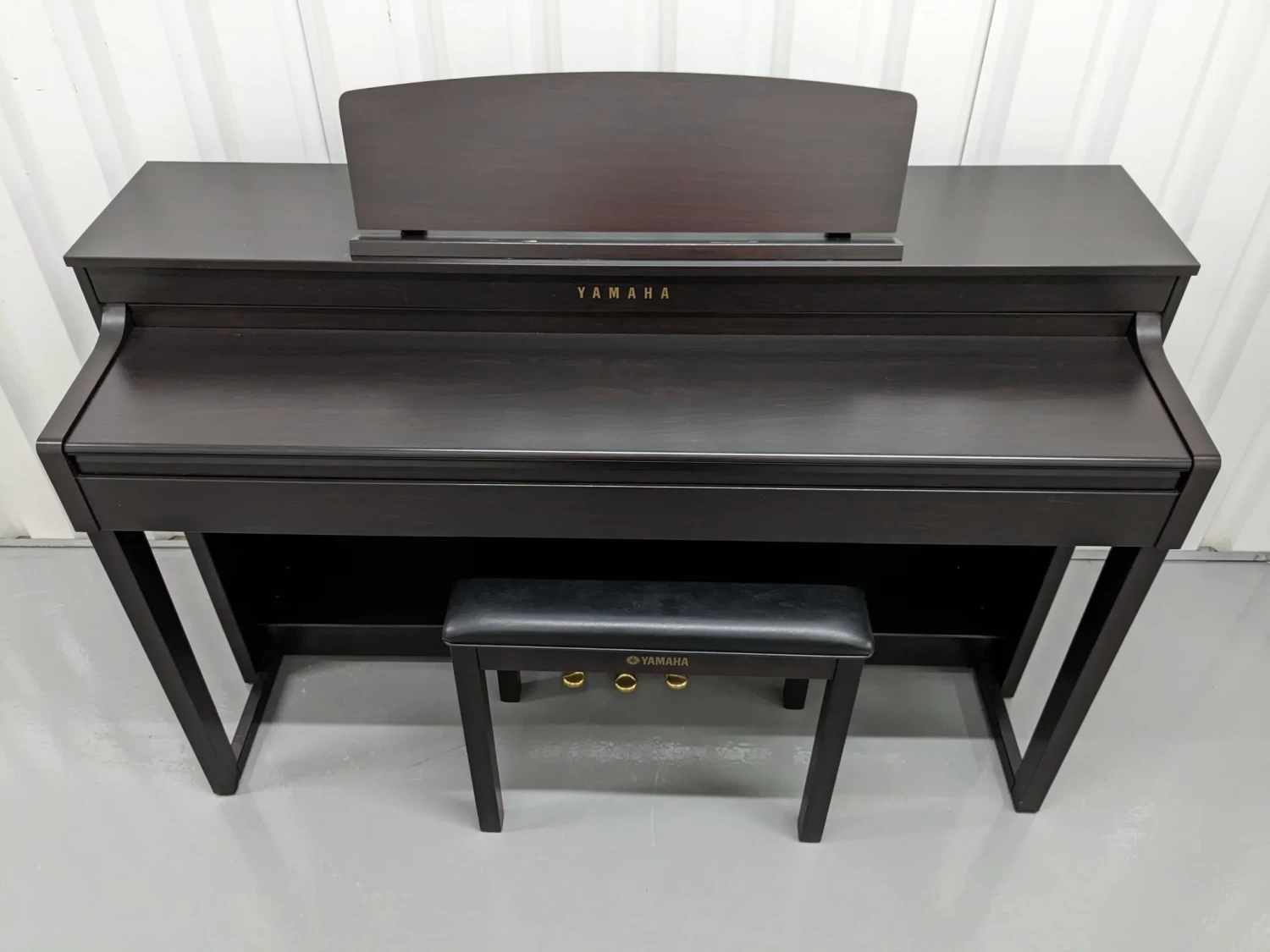 Clp 440 clavinova hotsell